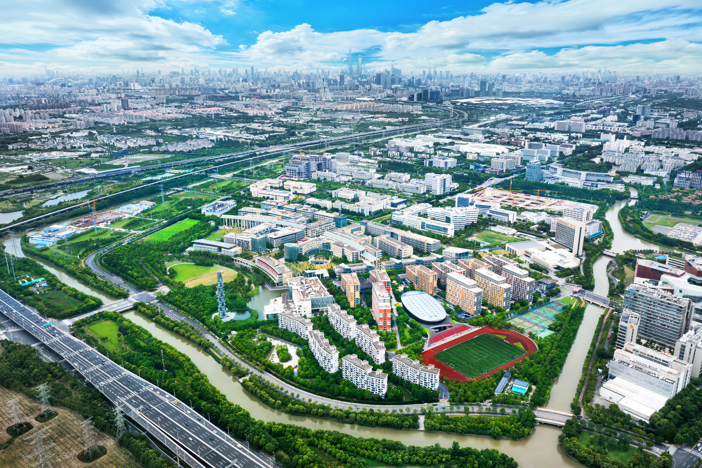 2025年度上?？萍即髮W(xué)五四表彰名單